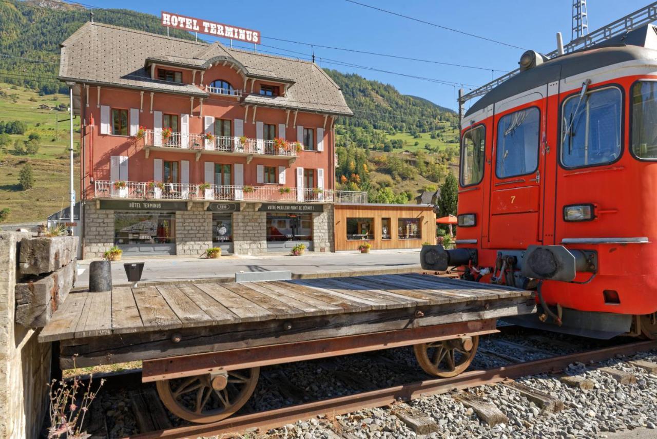 Hotel Terminus Orsieres Exterior photo